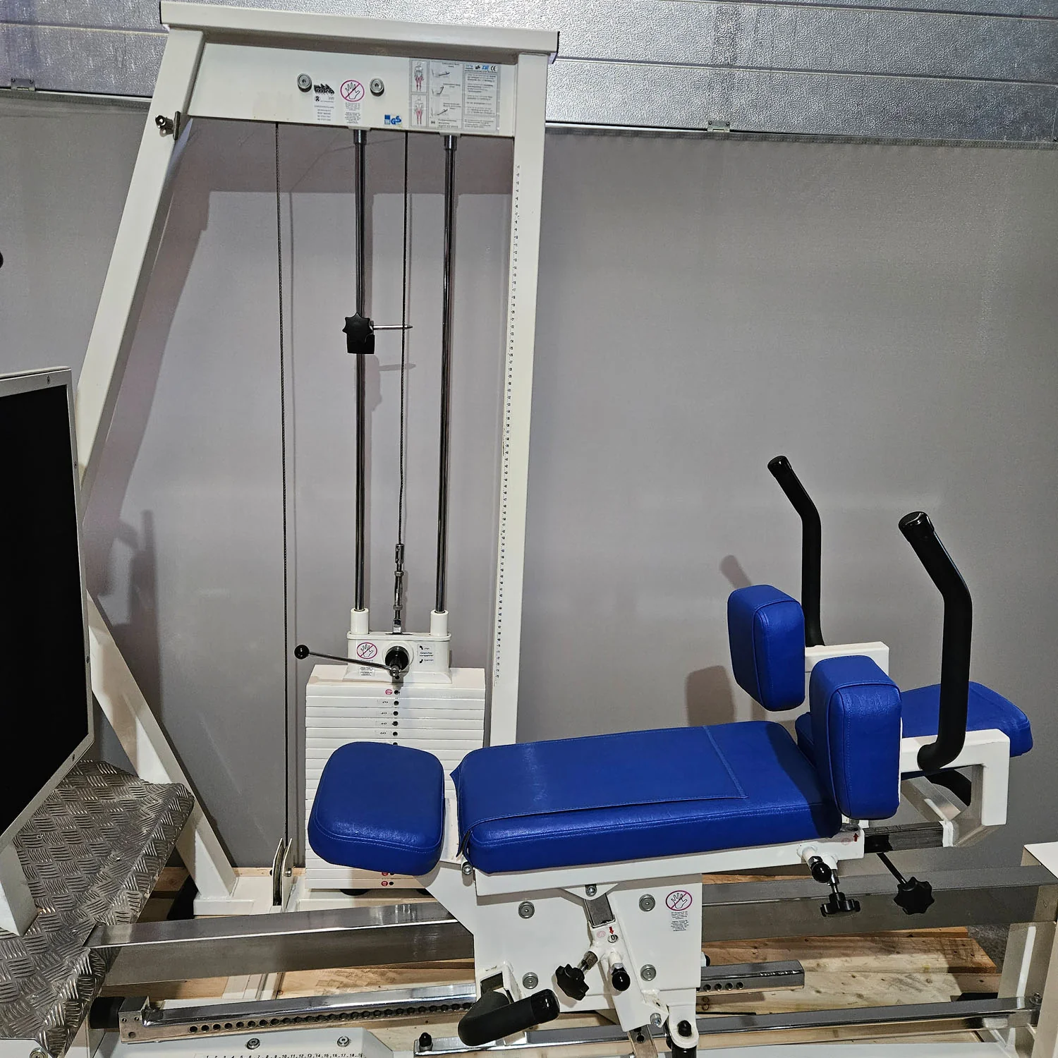 MKB Keller Funktionsstemme, Beinpresse verstellbar sitzend - liegend, 200kg Gewichtsblock, Farbe Weiß, gebraucht - überholter Zustand - Image 9