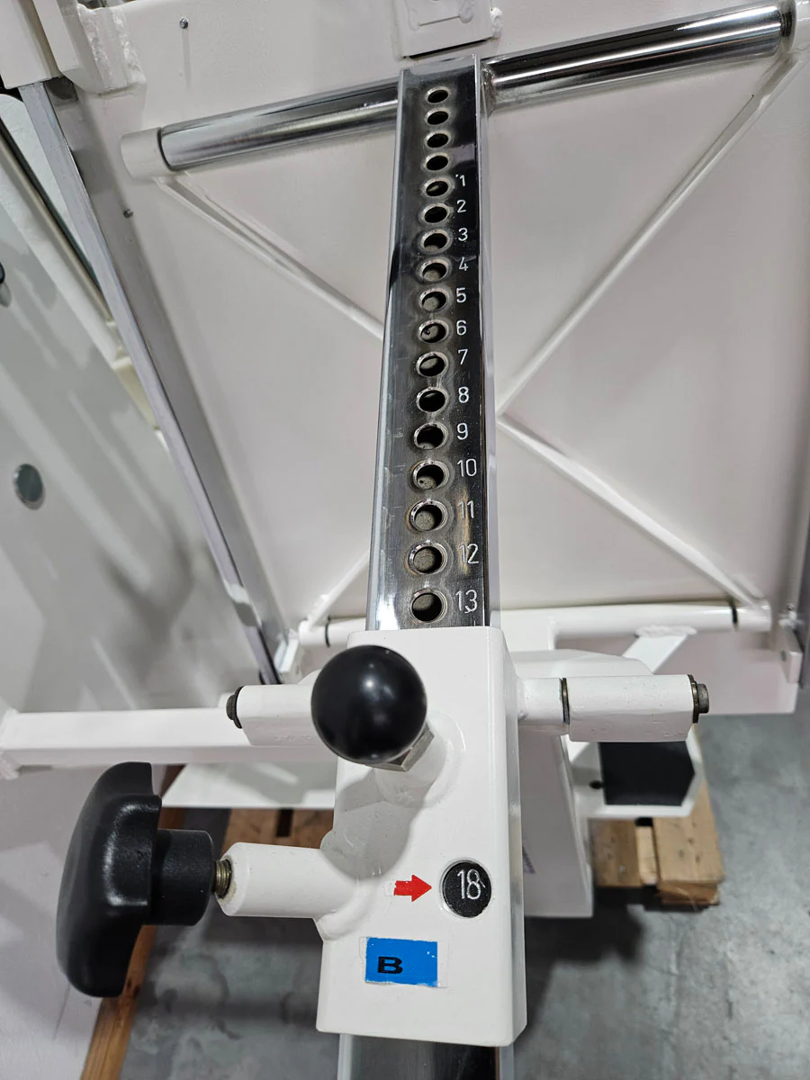 MKB Keller Funktionsstemme, Beinpresse verstellbar sitzend - liegend, Kippkreisel, 180kg Gewichtsblock, Farbe Weiß, gebraucht - überholter Zustand - Image 9