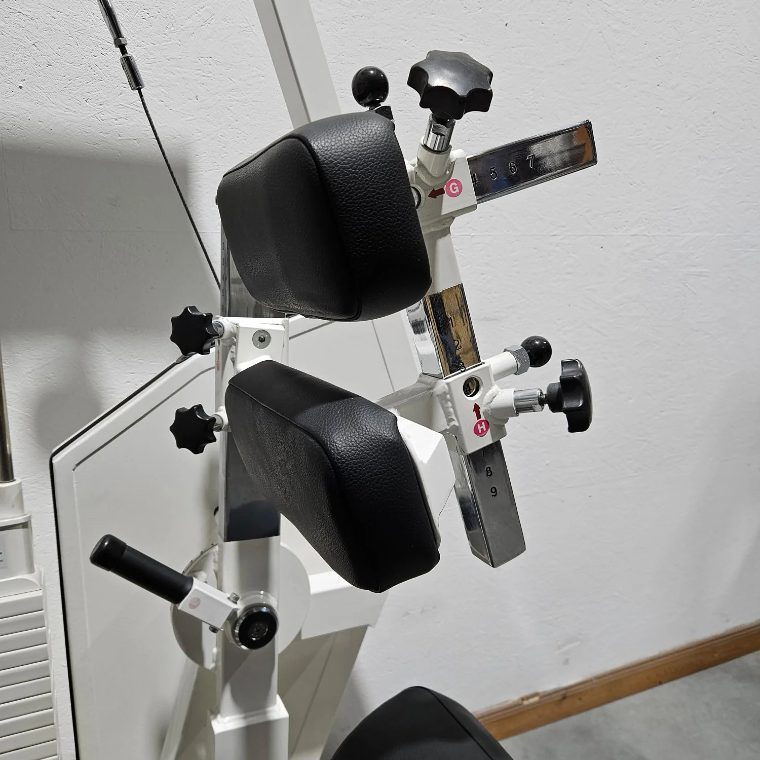 MKB Keller R14 Extensionstrainer, großer Rückenstrecker, sehr variabel einstellbar, Lower Back Machine, Hyperextension, Farbe Weiß, gebraucht - überholter Zustand - Image 9