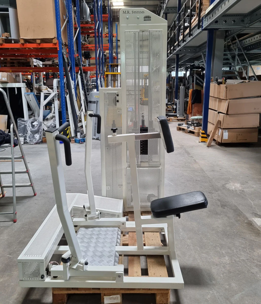 Mr System Latisolator, Rudern mit Bruststütze, Rudern, Rahmenfarbe Weiß, Polster Schwarz, gebraucht mit Gebrauchsspuren - Image 2