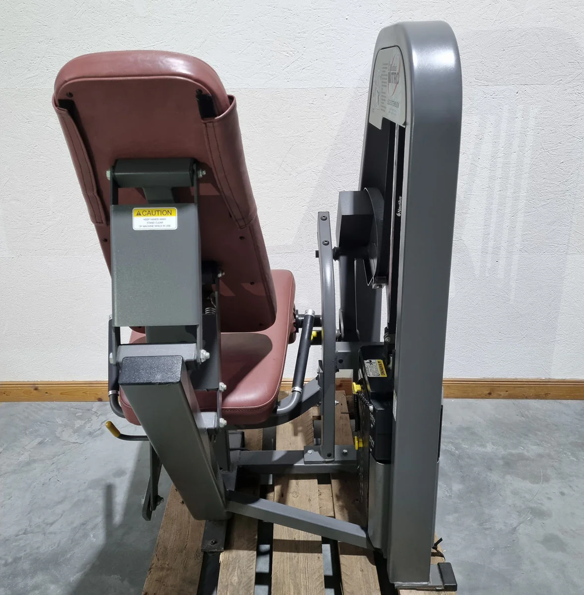 Nautilus Nitro Beinstrecker und Beinbeuger sitzend, 2 Geräte im Set, Leg Curl and Leg Extension seated, Rahmenfarbe Anthrazit, gebraucht - überholter Zustand - Image 17