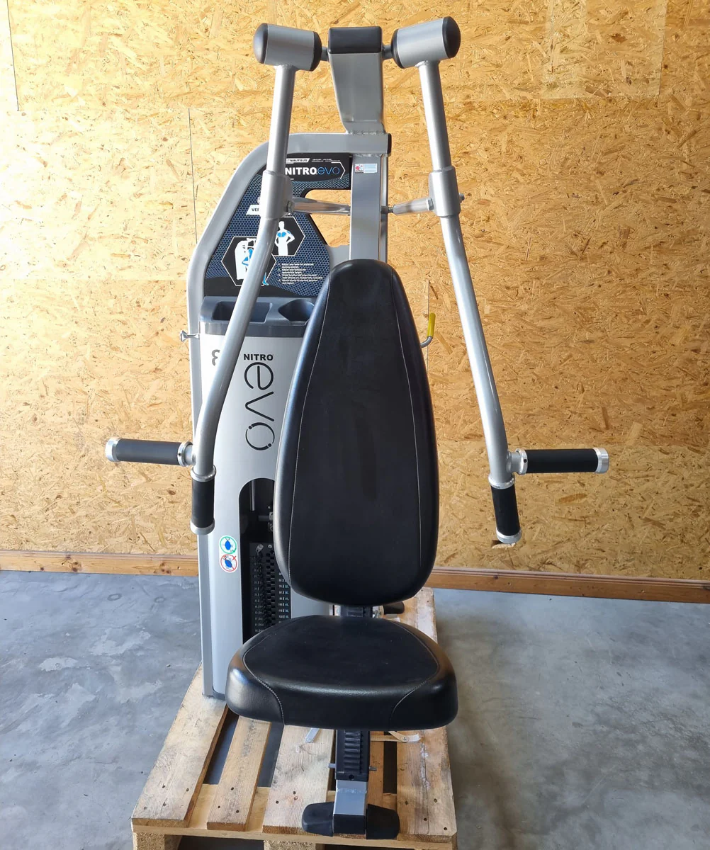 Nautilus Nitro Evo Kraftgeräte Set- 27 Fitnessgeräte und 5 Bänke im Set - gebraucht - TOP Zustand - Image 16