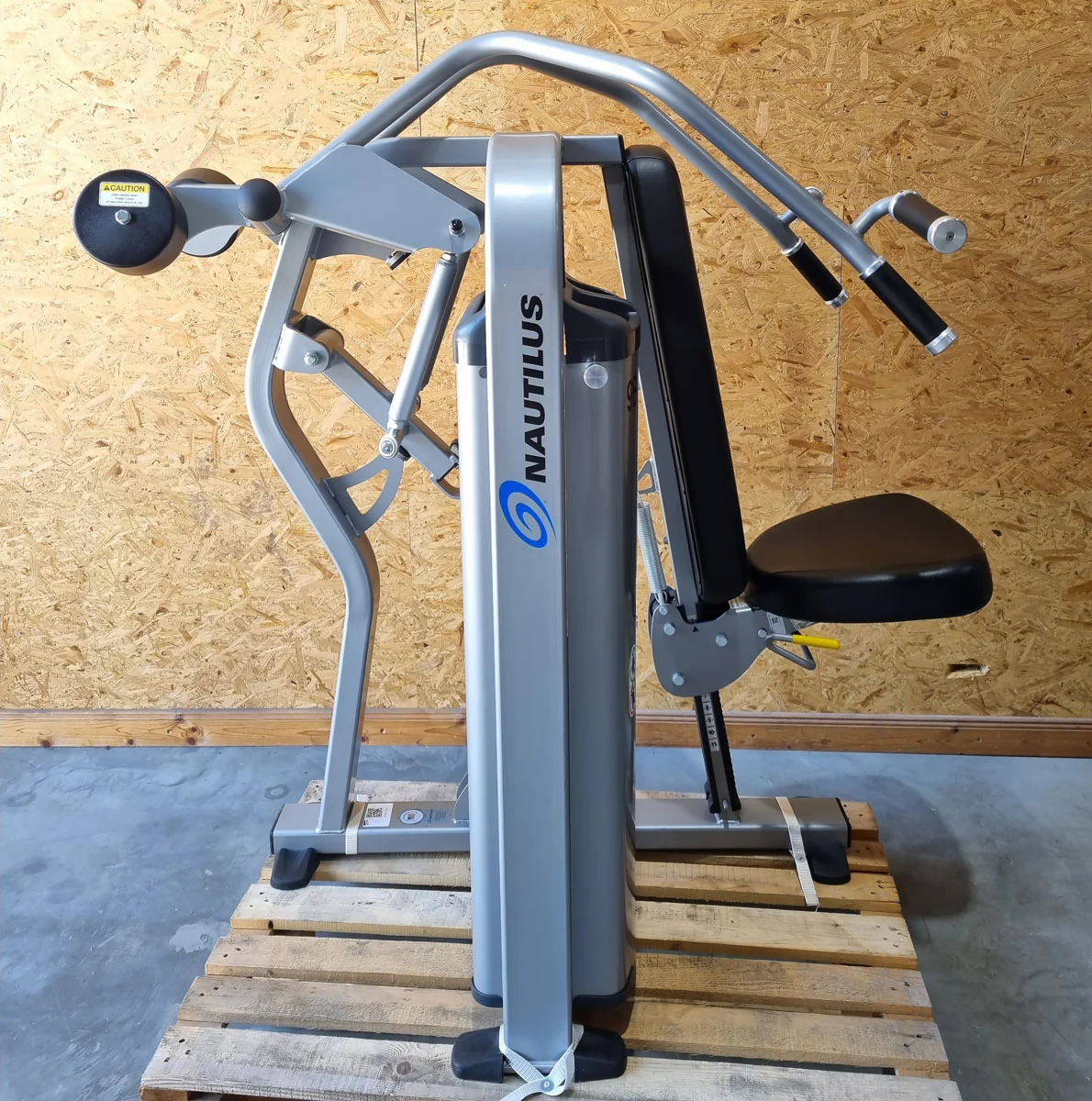 Nautilus Nitro Evo Kraftgeräte Set- 27 Fitnessgeräte und 5 Bänke im Set - gebraucht - TOP Zustand - Image 19