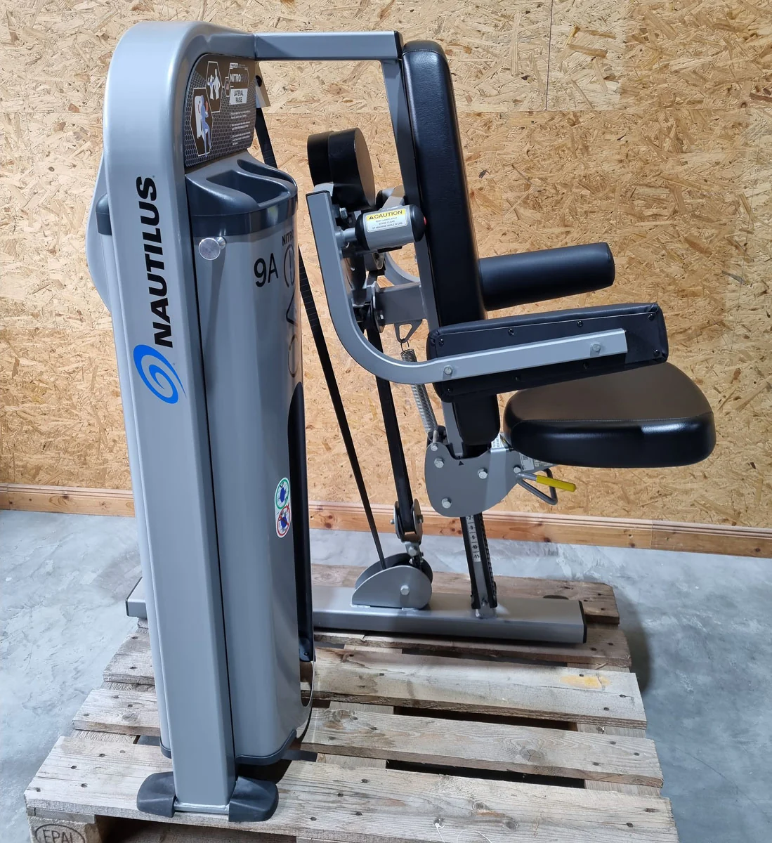 Nautilus Nitro Evo Kraftgeräte Set- 27 Fitnessgeräte und 5 Bänke im Set - gebraucht - TOP Zustand - Image 23