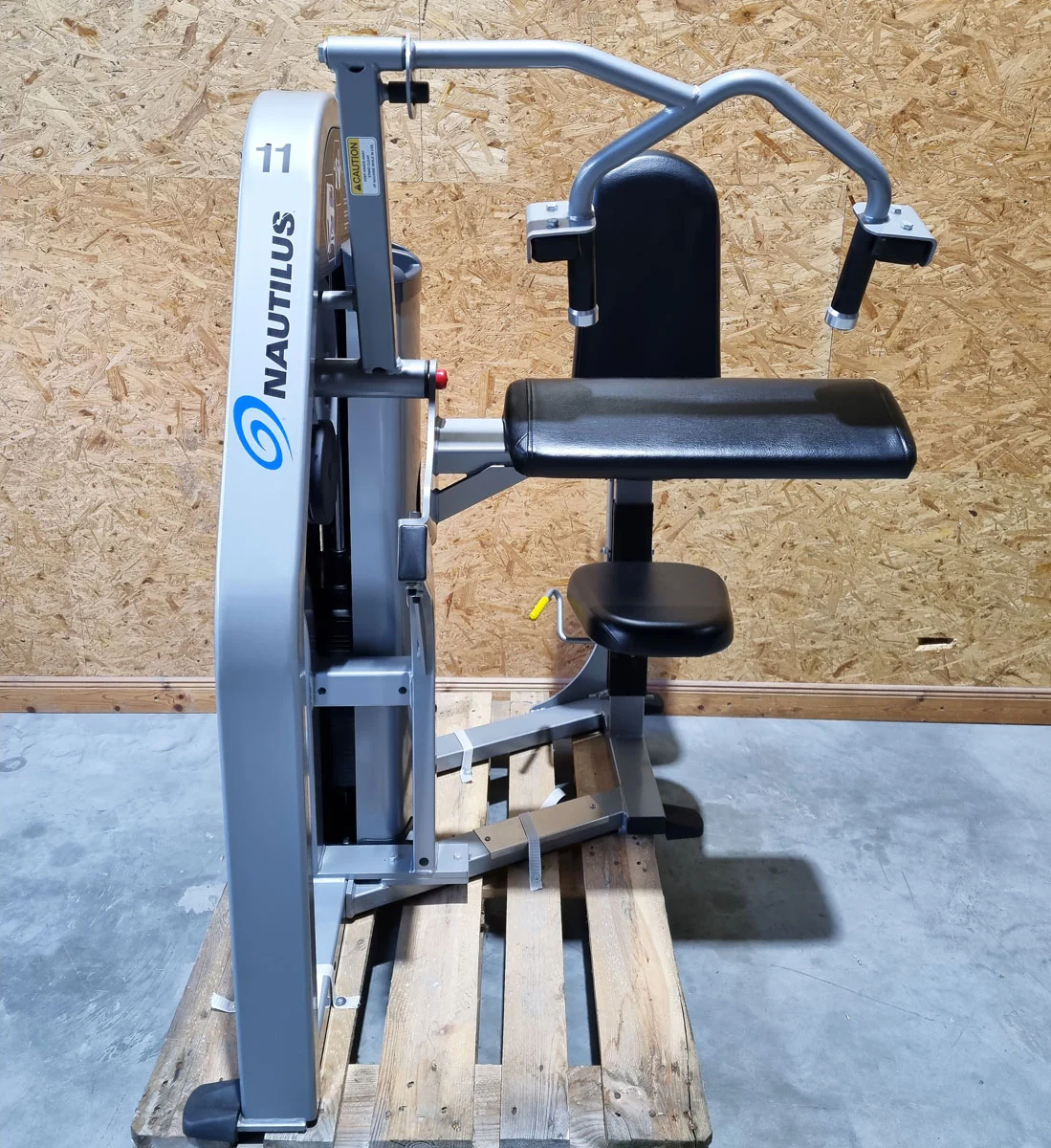 Nautilus Nitro Evo Kraftgeräte Set- 27 Fitnessgeräte und 5 Bänke im Set - gebraucht - TOP Zustand - Image 30