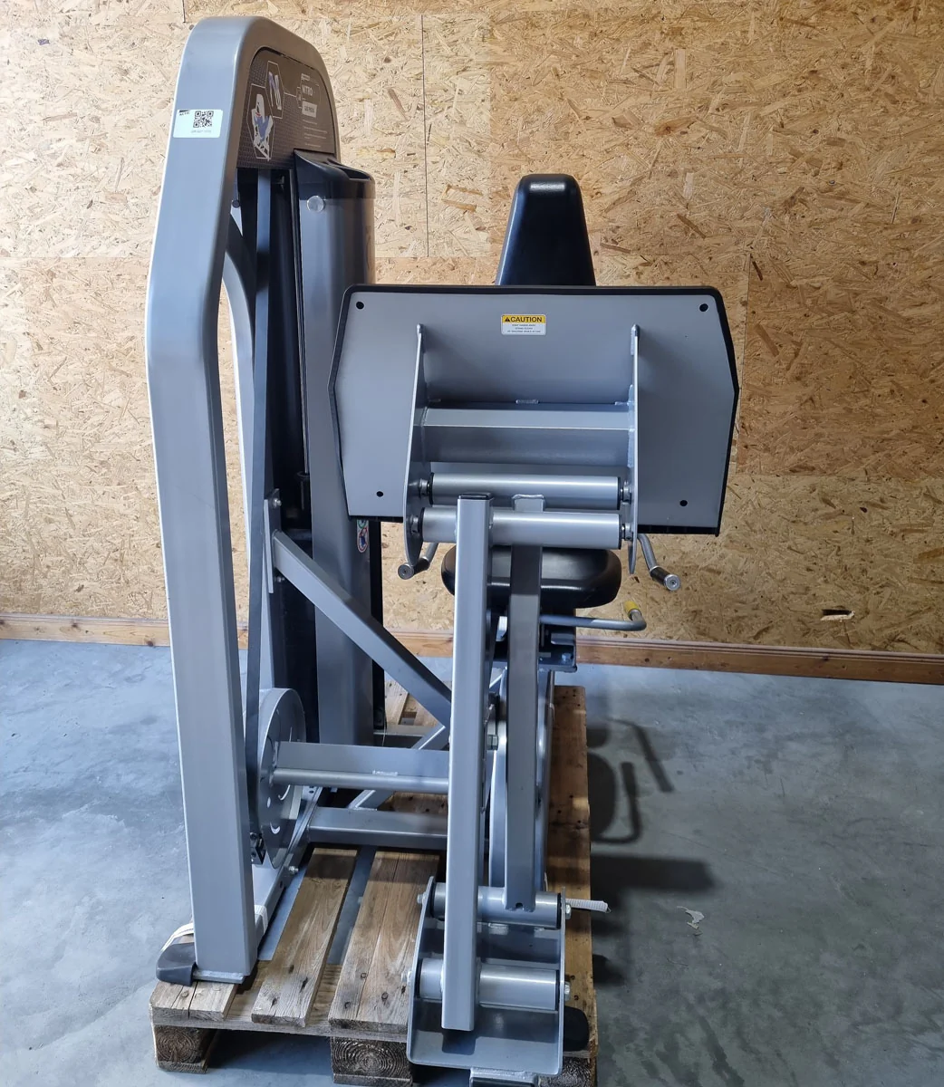 Nautilus Nitro Evo Kraftgeräte Set- 27 Fitnessgeräte und 5 Bänke im Set - gebraucht - TOP Zustand - Image 40