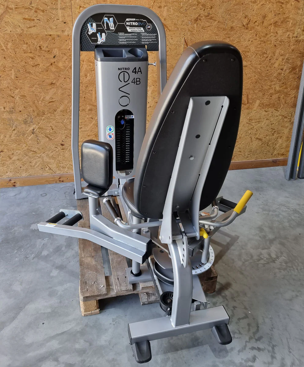 Nautilus Nitro Evo Kraftgeräte Set- 27 Fitnessgeräte und 5 Bänke im Set - gebraucht - TOP Zustand - Image 48