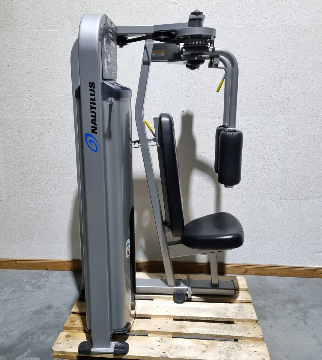 Nautilus Nitro EVO und Plus Serie - Kraftgeräte Set - 23 Fitnessgeräte und 3 Bänke im Set - gebraucht - TOP Zustand - Image 22