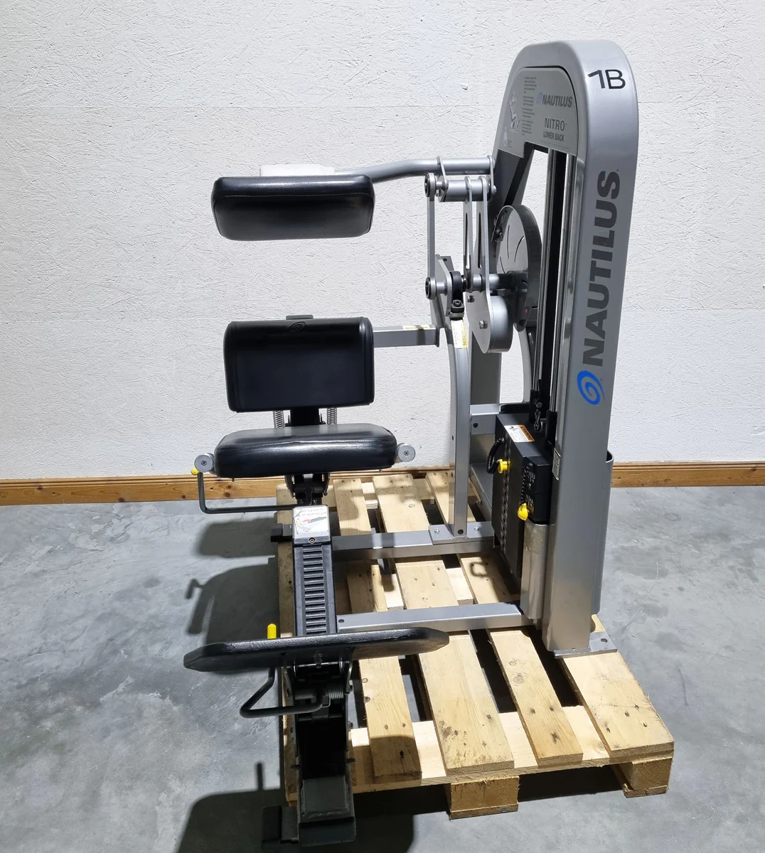Nautilus Nitro EVO und Plus Serie - Kraftgeräte Set - 23 Fitnessgeräte und 3 Bänke im Set - gebraucht - TOP Zustand - Image 36