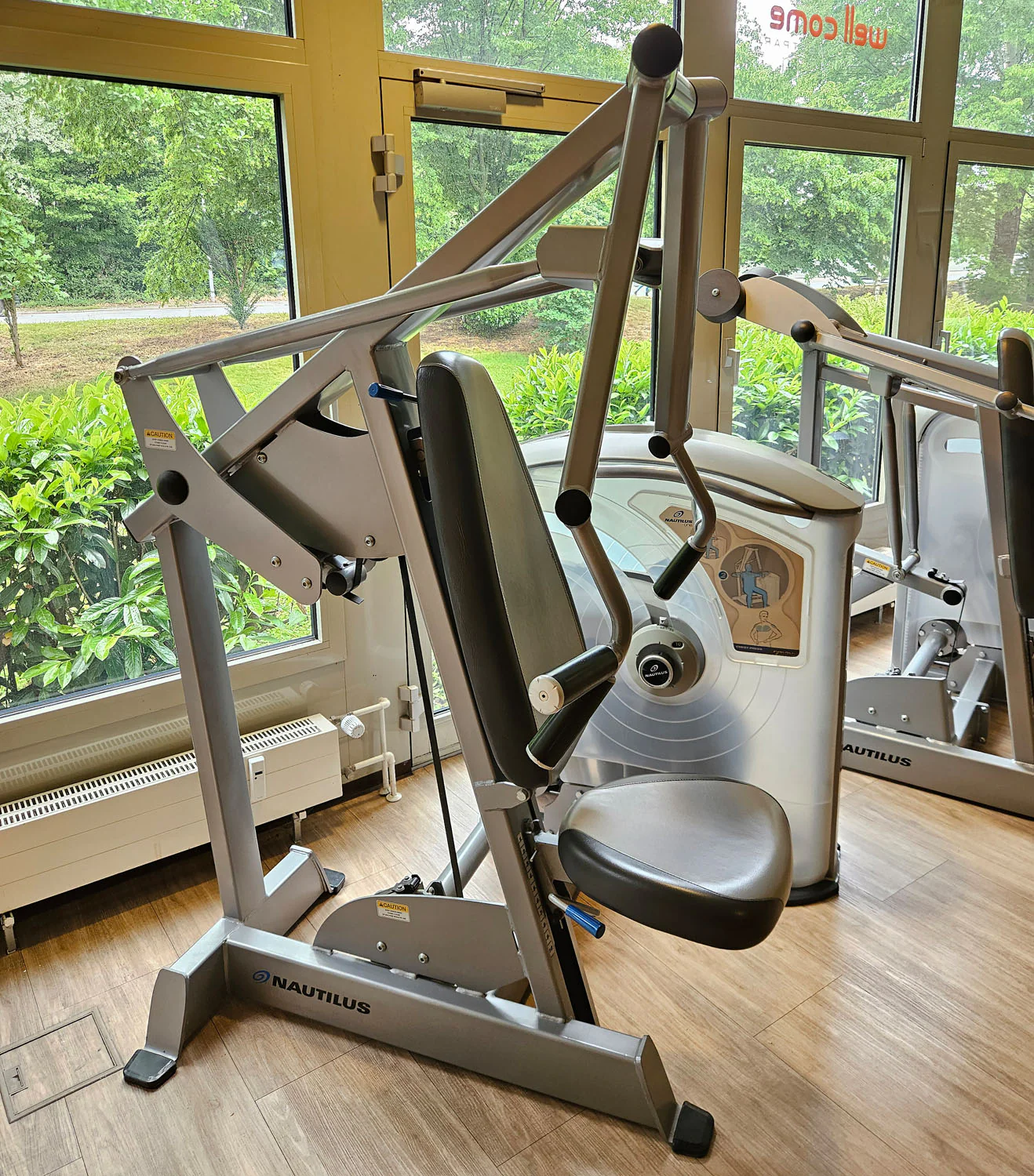 Nautilus One, 10 Kraftgeräte im Set, Nachfolger der legendären Nitro Fitness Serie, Silber, gebraucht - überholter Zustand - Image 6