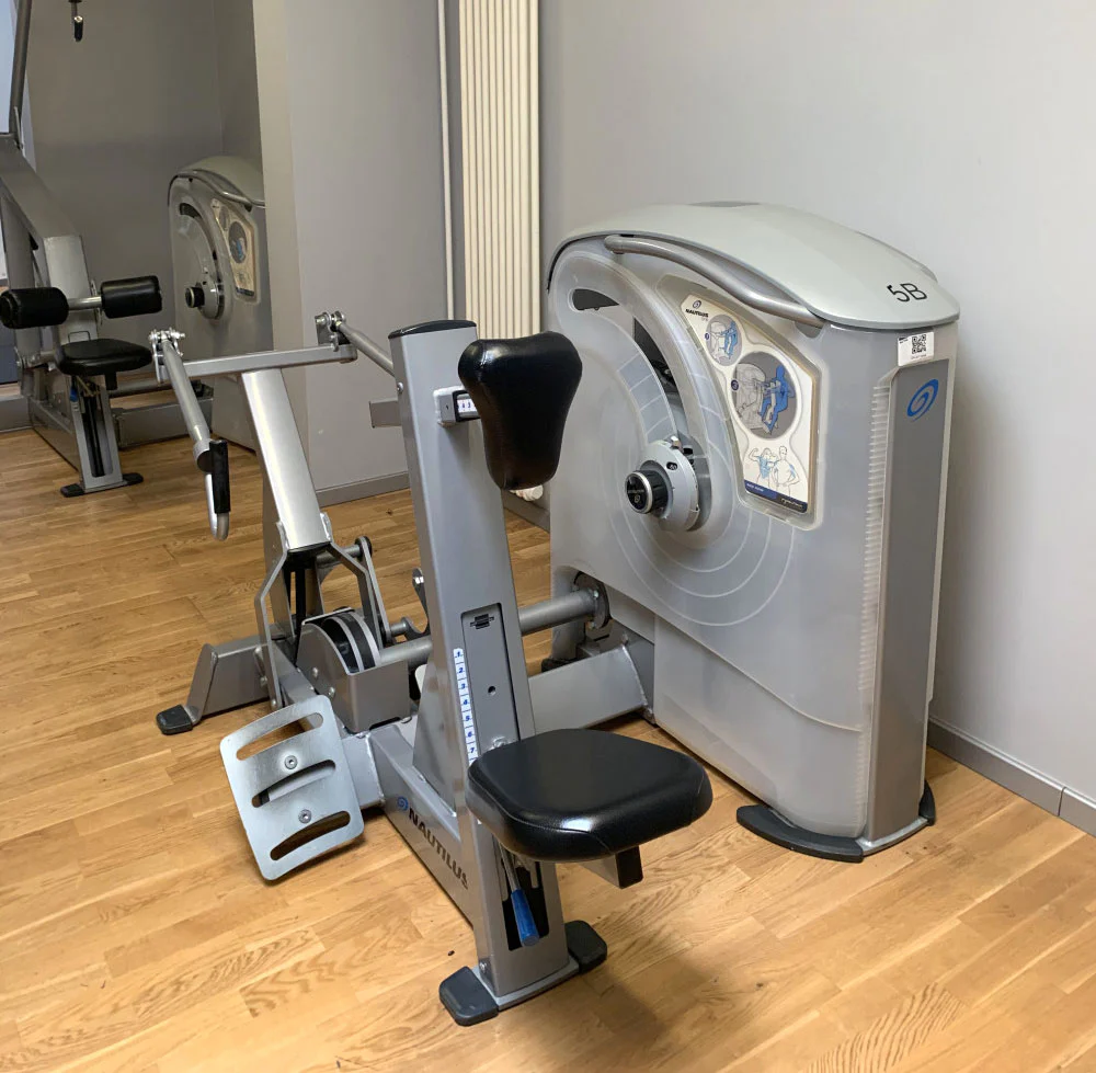 Nautilus One, 11 Kraftgeräte im Set, Nachfolger der legendären Nitro Fitness Serie, Silber, gebraucht - überholter Zustand - Image 3