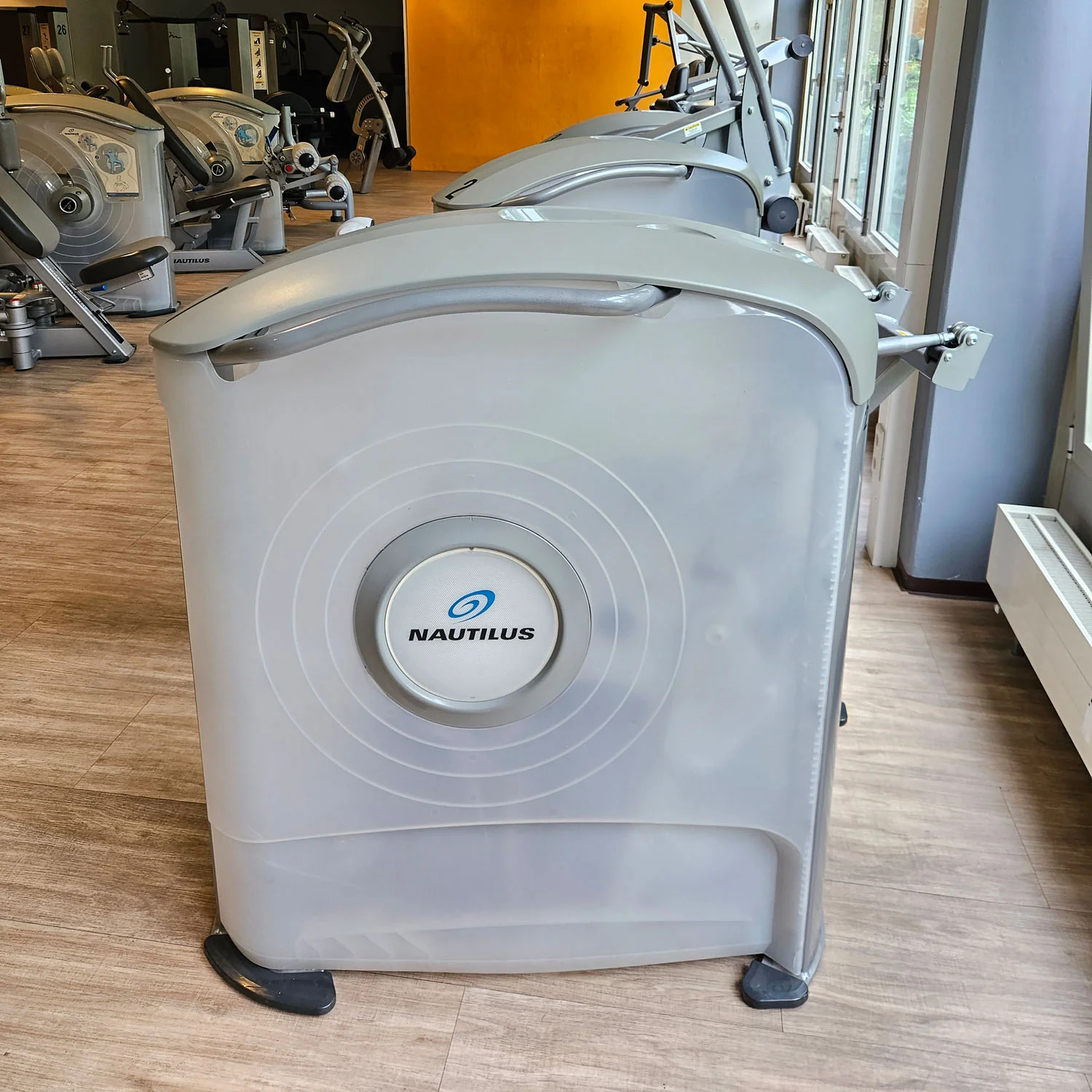 Nautilus ONE Row, Rudermaschine mit Bruststütze, Lat-Rudern, Model S6MR, drehbare Griffe, Rahmenfarbe Silber, gebraucht - überholter Zustand - Image 3