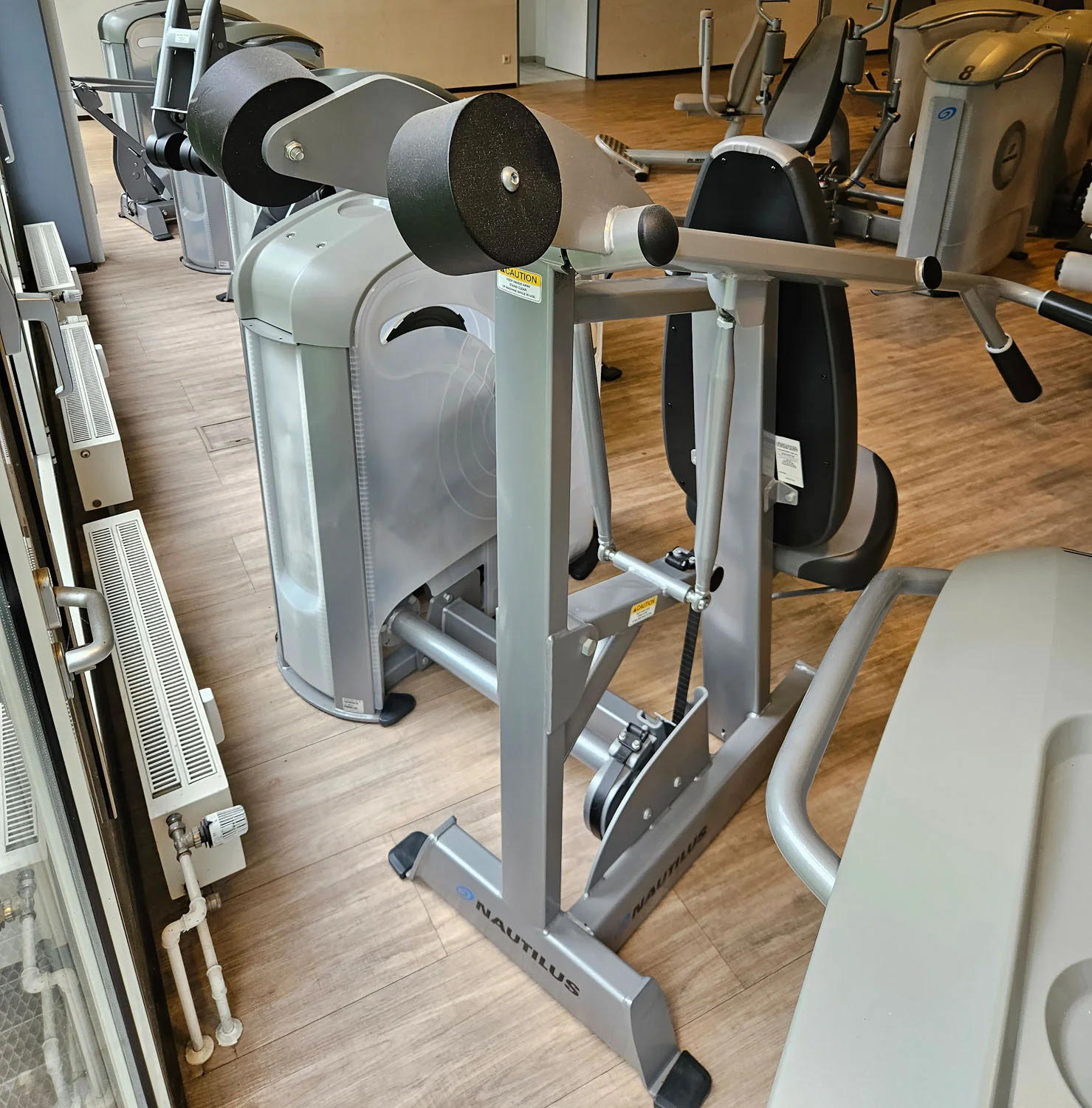 Nautilus ONE Shoulder Press, Schulterpresse, Overheadpress, Model S6SP, Rahmenfarbe Silber, gebraucht - überholter Zustand - Image 3