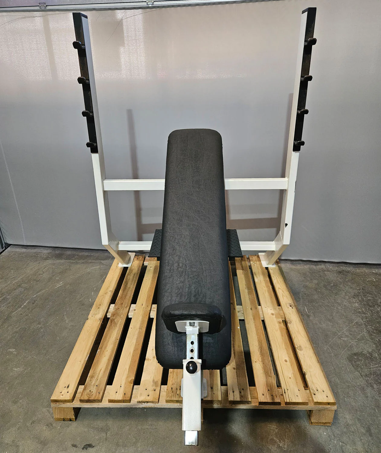 Olimp Schrägdrückerbank, Olympic Incline Bench, Hantelbank Schrägbankdrücken, Rahmenfarbe Weiß, gebraucht mit Gebrauchsspuren - Image 2
