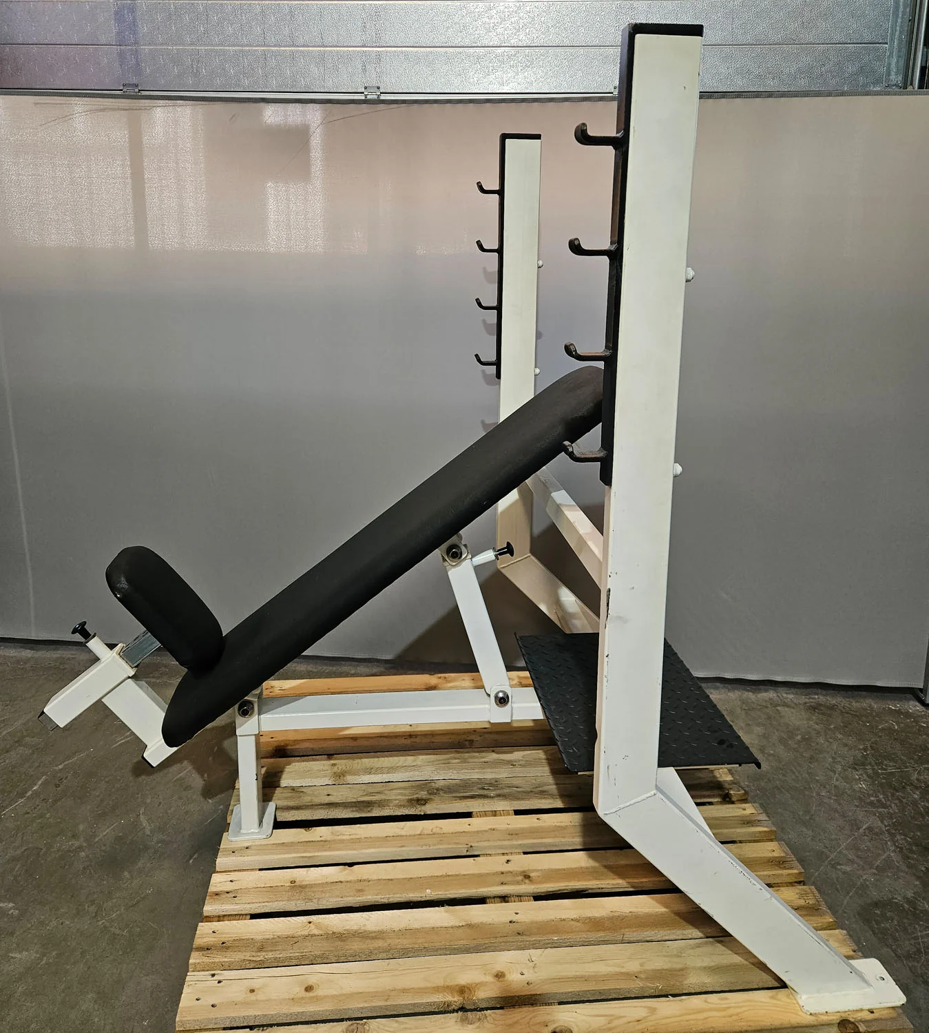 Olimp Schrägdrückerbank, Olympic Incline Bench, Hantelbank Schrägbankdrücken, Rahmenfarbe Weiß, gebraucht mit Gebrauchsspuren - Image 3