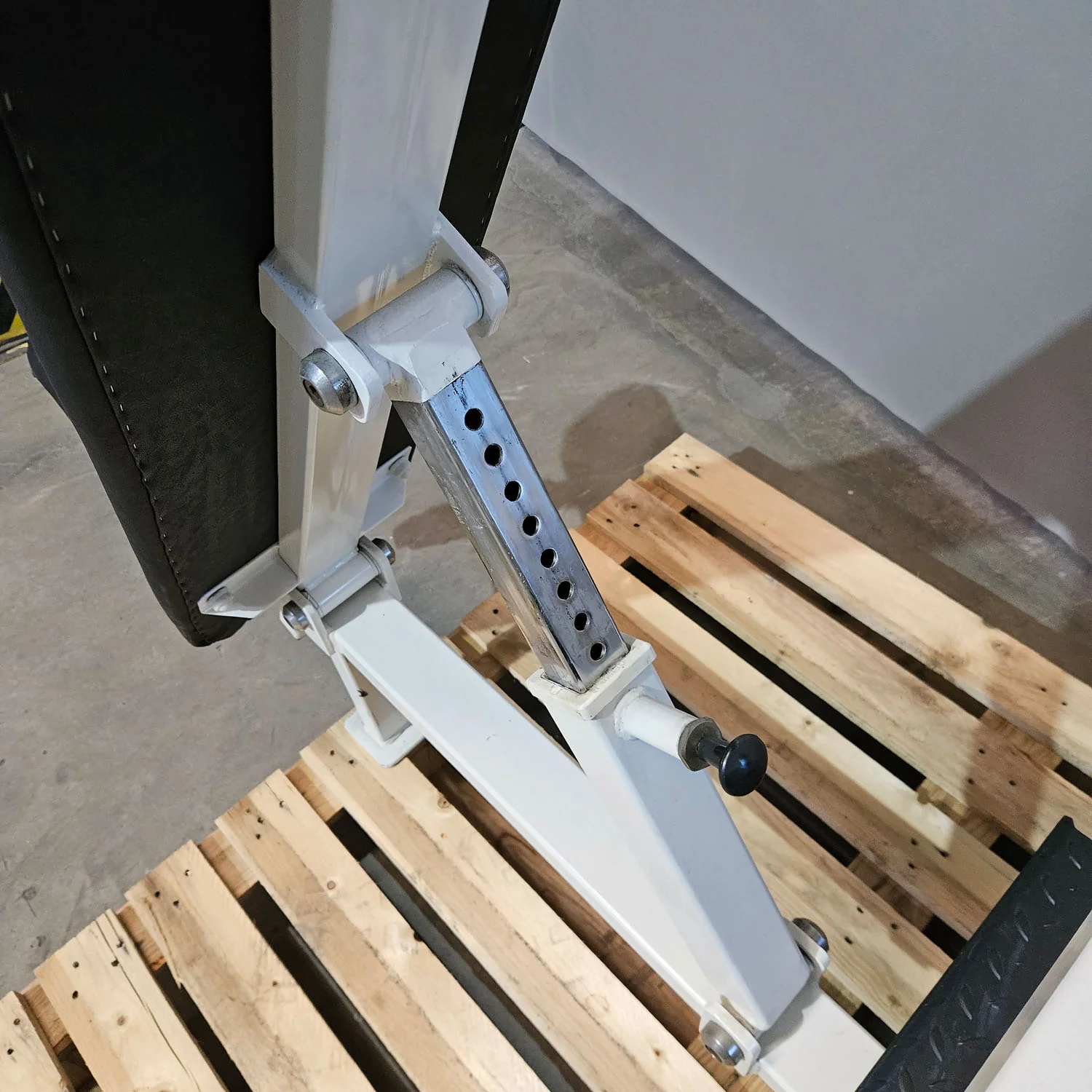 Olimp Schrägdrückerbank, Olympic Incline Bench, Hantelbank Schrägbankdrücken, Rahmenfarbe Weiß, gebraucht mit Gebrauchsspuren - Image 7