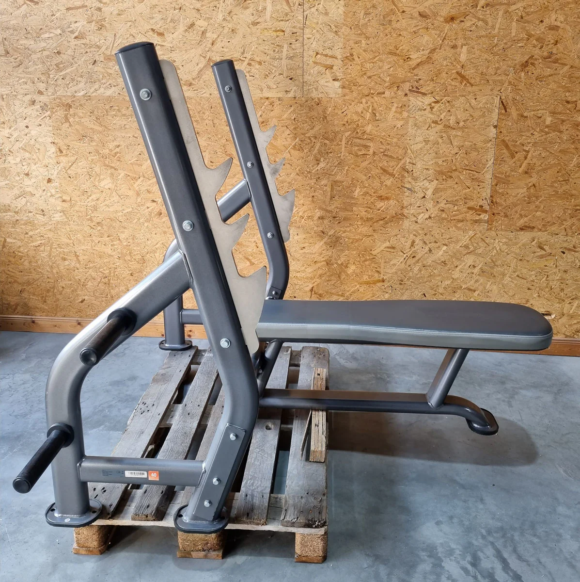 Olympia Flachdrückerbank, Olympic Flat Bench, Bankdrückbank Flach mit Ablagen, stabil, Rahmebfarbe Anthrazit, gebraucht - überholter Zustand - Image 5