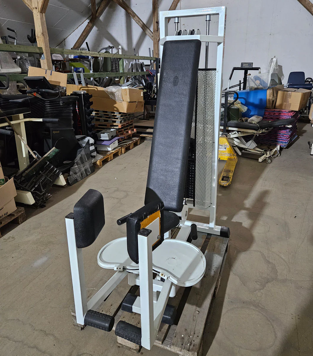 Panatta 2 Geräte im Set = Abduktoren und Adduktorenmaschine, Rahmen Weiß, Oldschool Bodybuilding Kraftgeräte, Fit 2000 Serie, gebraucht mit Gebrauchsspuren - Image 10