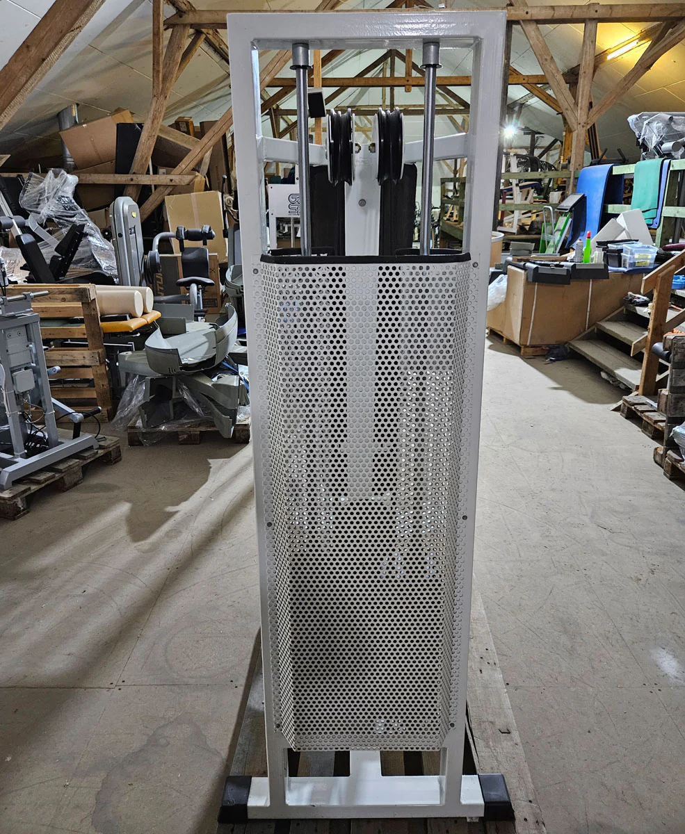 Panatta 2 Geräte im Set = Abduktoren und Adduktorenmaschine, Rahmen Weiß, Oldschool Bodybuilding Kraftgeräte, Fit 2000 Serie, gebraucht mit Gebrauchsspuren - Image 12