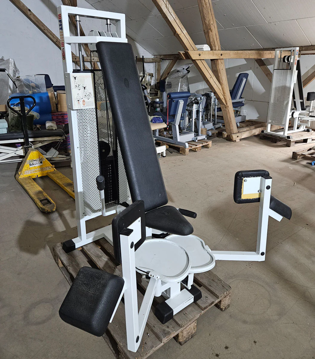 Panatta 2 Geräte im Set = Abduktoren und Adduktorenmaschine, Rahmen Weiß, Oldschool Bodybuilding Kraftgeräte, Fit 2000 Serie, gebraucht mit Gebrauchsspuren - Image 2