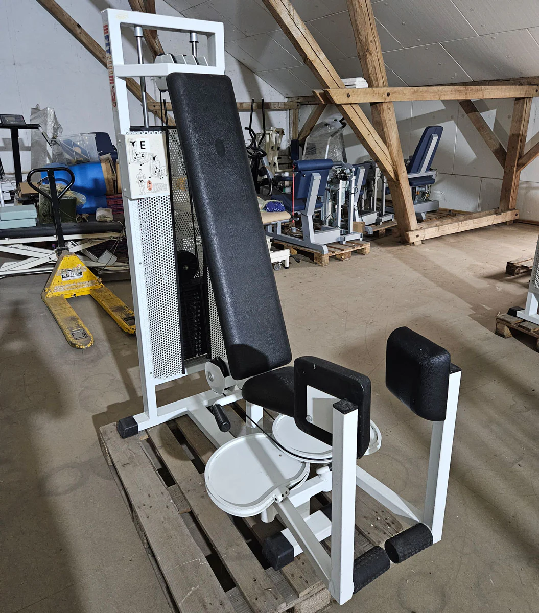 Panatta 2 Geräte im Set = Abduktoren und Adduktorenmaschine, Rahmen Weiß, Oldschool Bodybuilding Kraftgeräte, Fit 2000 Serie, gebraucht mit Gebrauchsspuren - Image 9