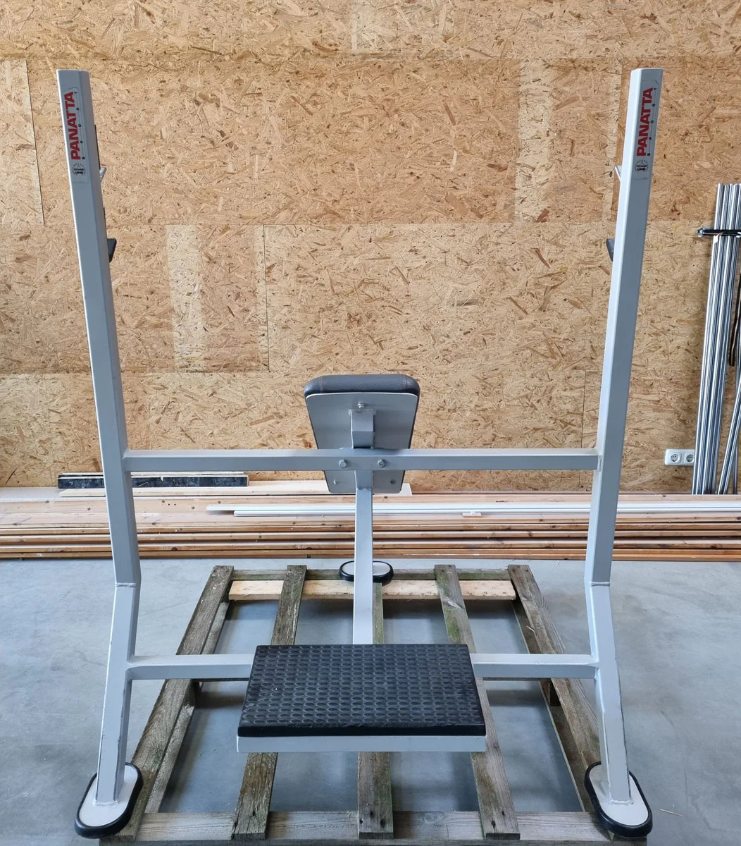 Panatta Schrägdrückerbank, Olympic Incline Bench, Hantelbank Schrägbankdrücken, Rahmenfarbe Silber, gebraucht mit Gebrauchsspuren - Image 4