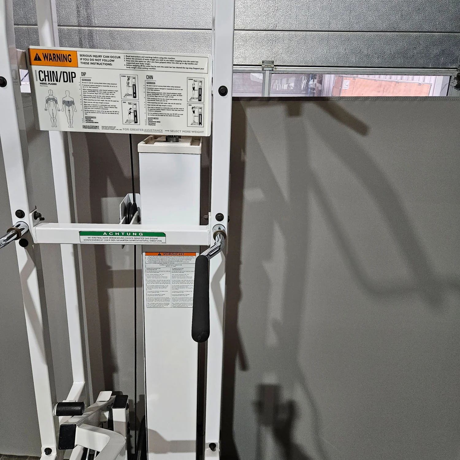 Paramount Chin-Dip Model PL4000 - Dip-Klimmzugmaschine mit Gewichtsunterstützung, Made in USA, gebraucht - geprüfter Zustand - Image 6