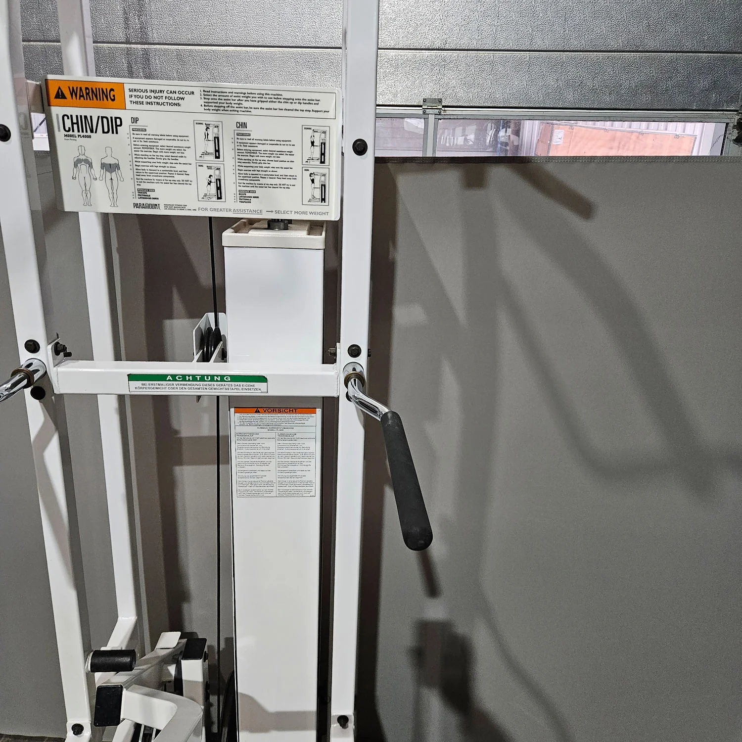 Paramount Chin-Dip Model PL4000 - Dip-Klimmzugmaschine mit Gewichtsunterstützung, Made in USA, gebraucht - geprüfter Zustand - Image 7