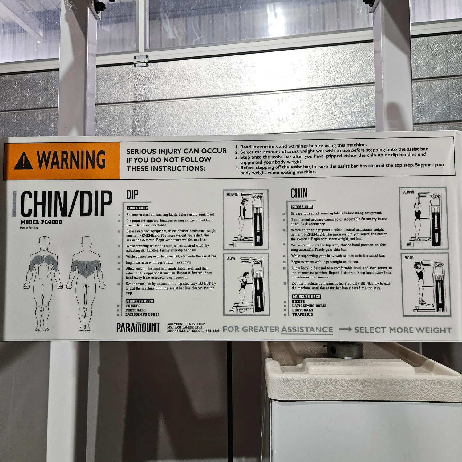 Paramount Chin-Dip Model PL4000 - Dip-Klimmzugmaschine mit Gewichtsunterstützung, Made in USA, gebraucht - geprüfter Zustand - Image 8