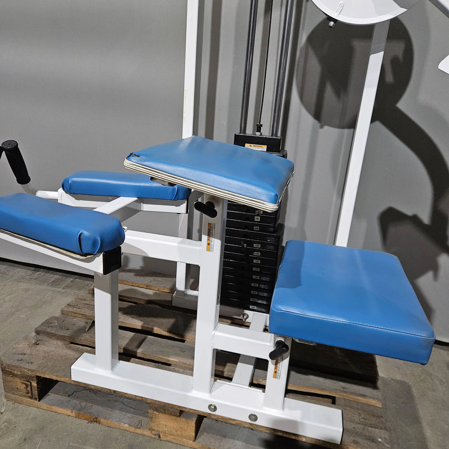 Paramount Glute Model 1300 - Gluteusmaschine Kick, Glute Radial Pomaschine, Made in USA, Farbe Weiß, gebraucht - geprüfter Zustand - Image 5
