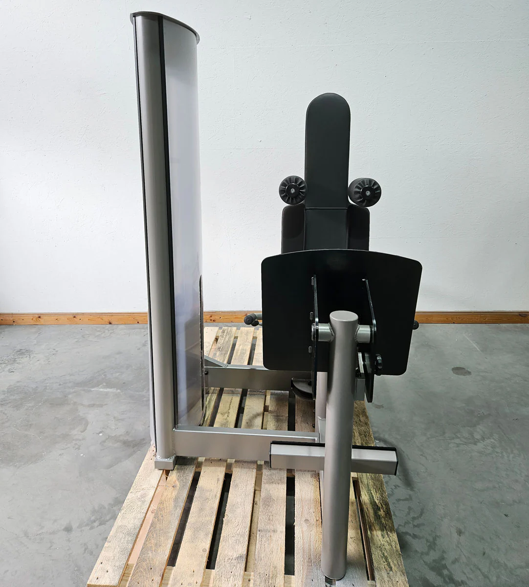 Pego Sport Funktionsstemme Kombi Sitzend-Liegend,  Beinpresse verstellbar, Rahmen Silber-Grau, gebraucht - überholter Zustand - Image 4