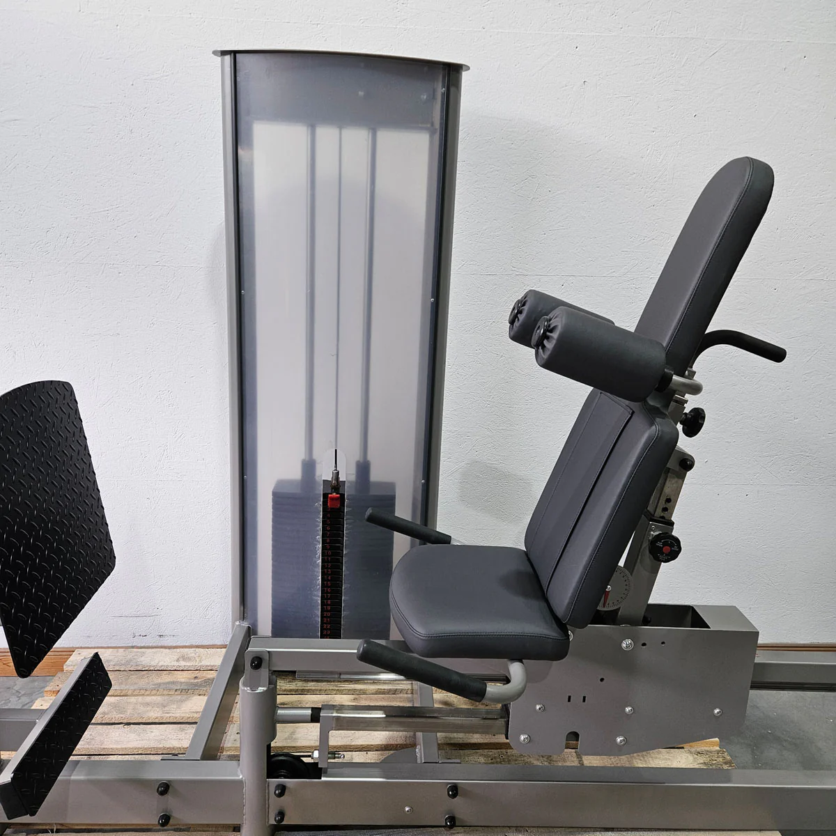 Pego Sport Funktionsstemme Kombi Sitzend-Liegend,  Beinpresse verstellbar, Rahmen Silber-Grau, gebraucht - überholter Zustand - Image 7