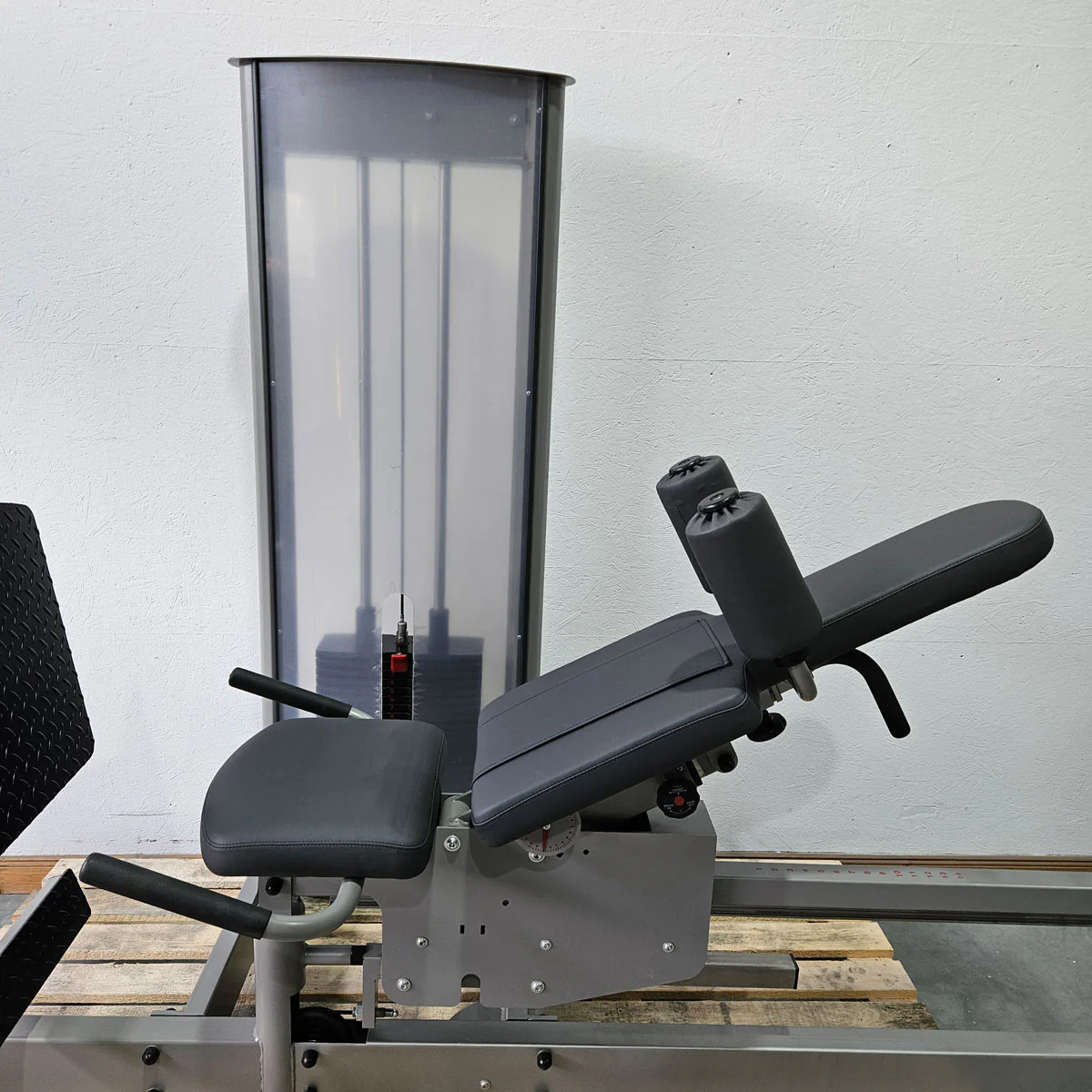 Pego Sport Funktionsstemme Kombi Sitzend-Liegend,  Beinpresse verstellbar, Rahmen Silber-Grau, gebraucht - überholter Zustand - Image 9