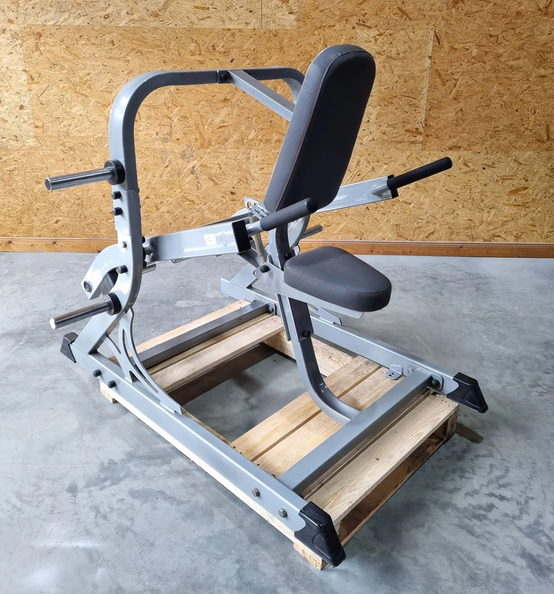 Plate loaded Set, 11 Kraftgeräte, Hammer Strength Nachbau, gebraucht - geprüfter Zustand - Image 18