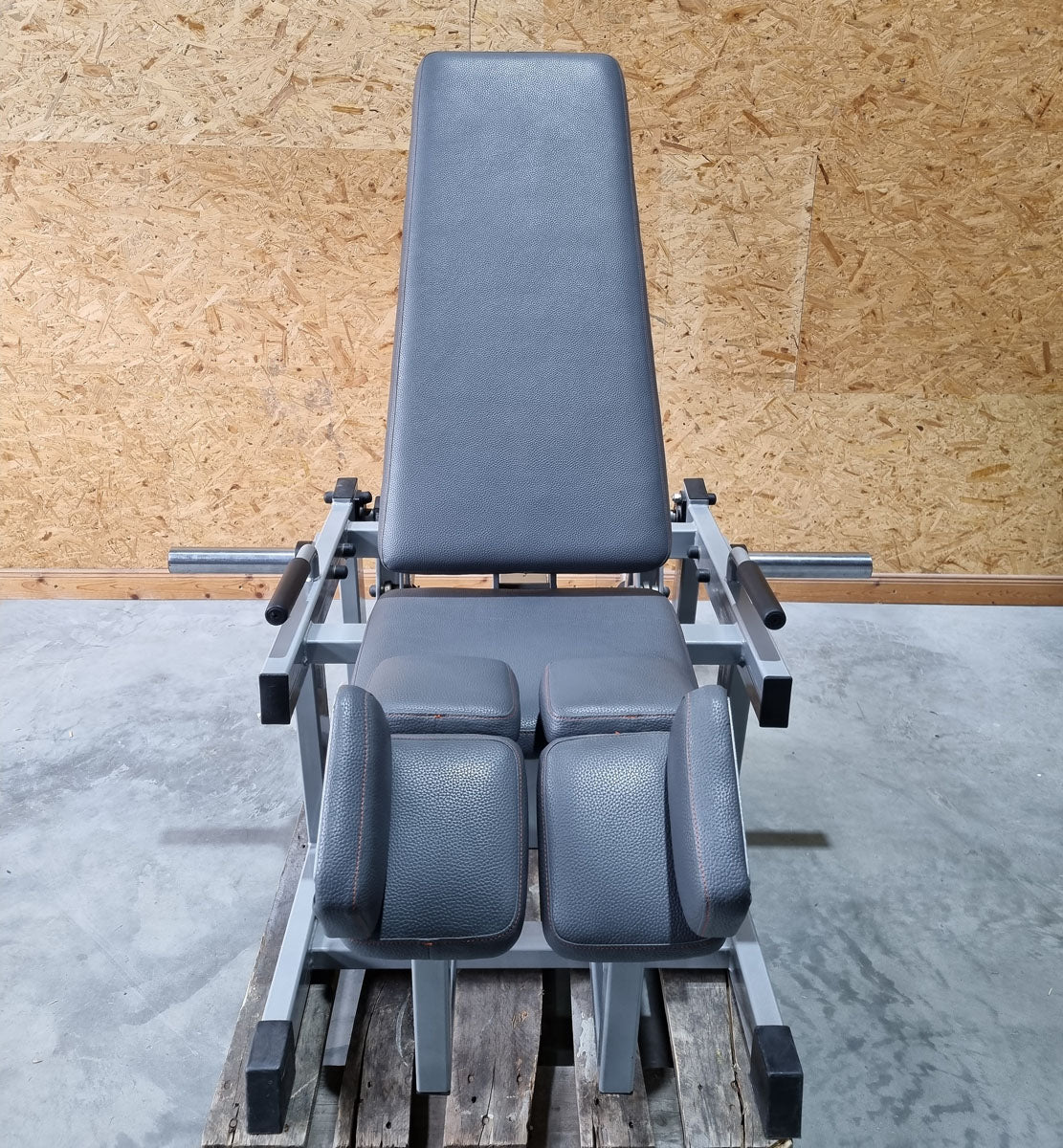 Plate loaded Set, 11 Kraftgeräte, Hammer Strength Nachbau, gebraucht - geprüfter Zustand - Image 31