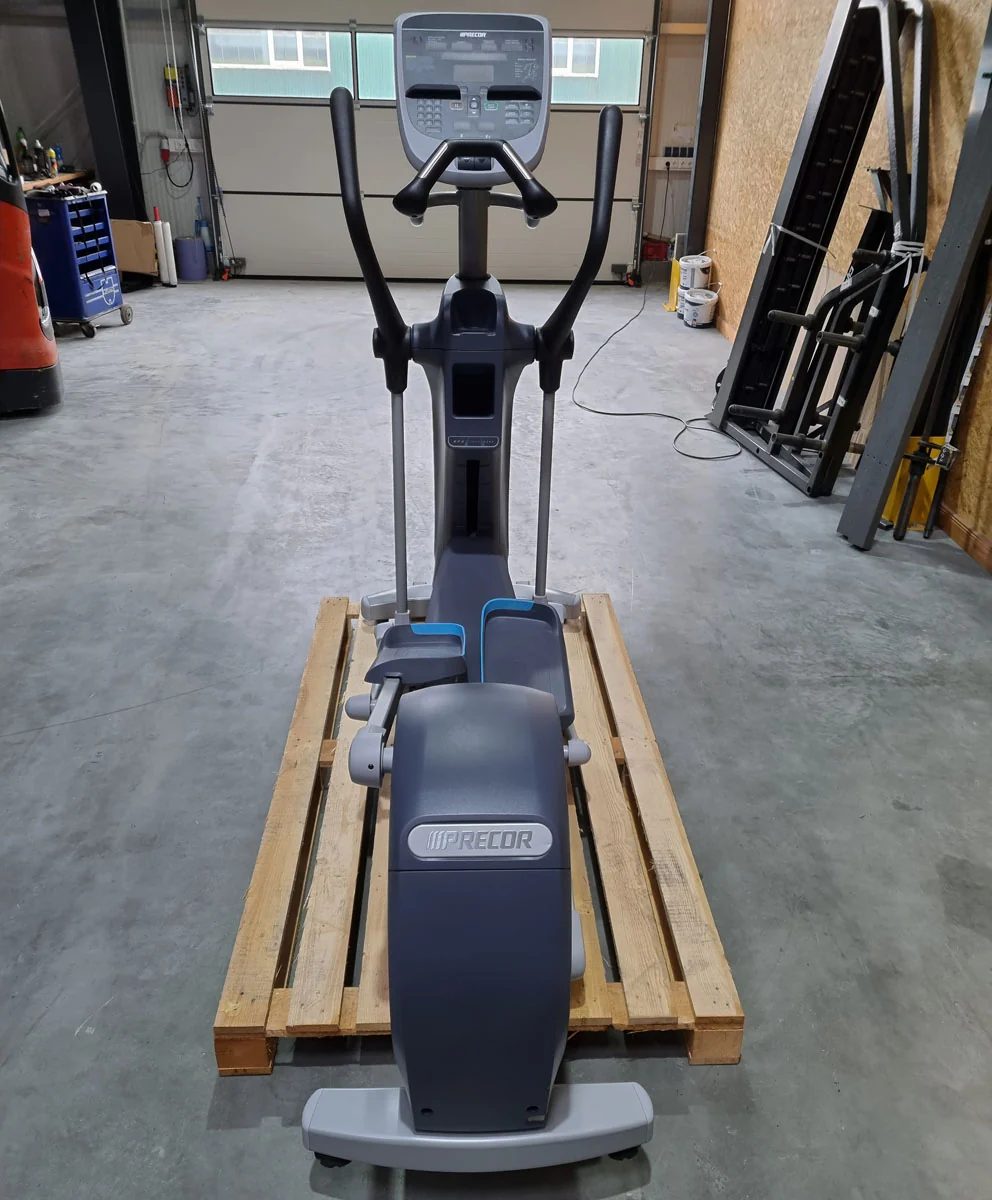 Precor 6 Cardioeräte im Set, nur 3 Jahre alt, neue Modelle, Laufband, AMT, Crosstrainer EFX, Ergometer, Recumbent etc, gebraucht - überholter Zustand - Image 13