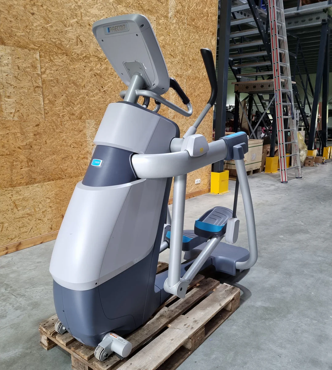 Precor 6 Cardioeräte im Set, nur 3 Jahre alt, neue Modelle, Laufband, AMT, Crosstrainer EFX, Ergometer, Recumbent etc, gebraucht - überholter Zustand - Image 21