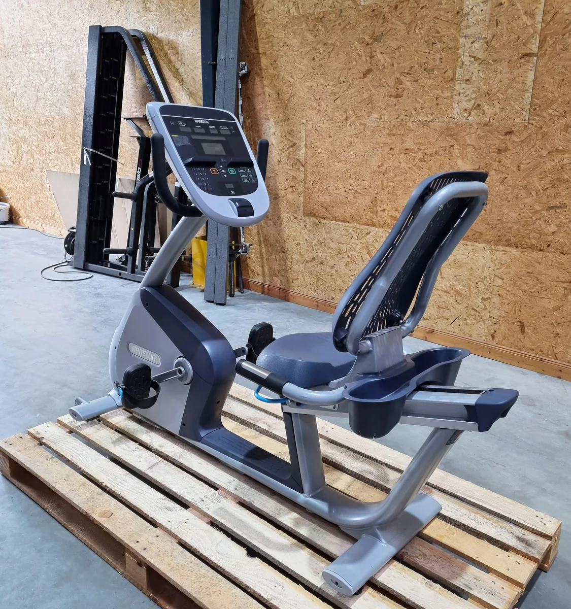 Precor 6 Cardioeräte im Set, nur 3 Jahre alt, neue Modelle, Laufband, AMT, Crosstrainer EFX, Ergometer, Recumbent etc, gebraucht - überholter Zustand - Image 6