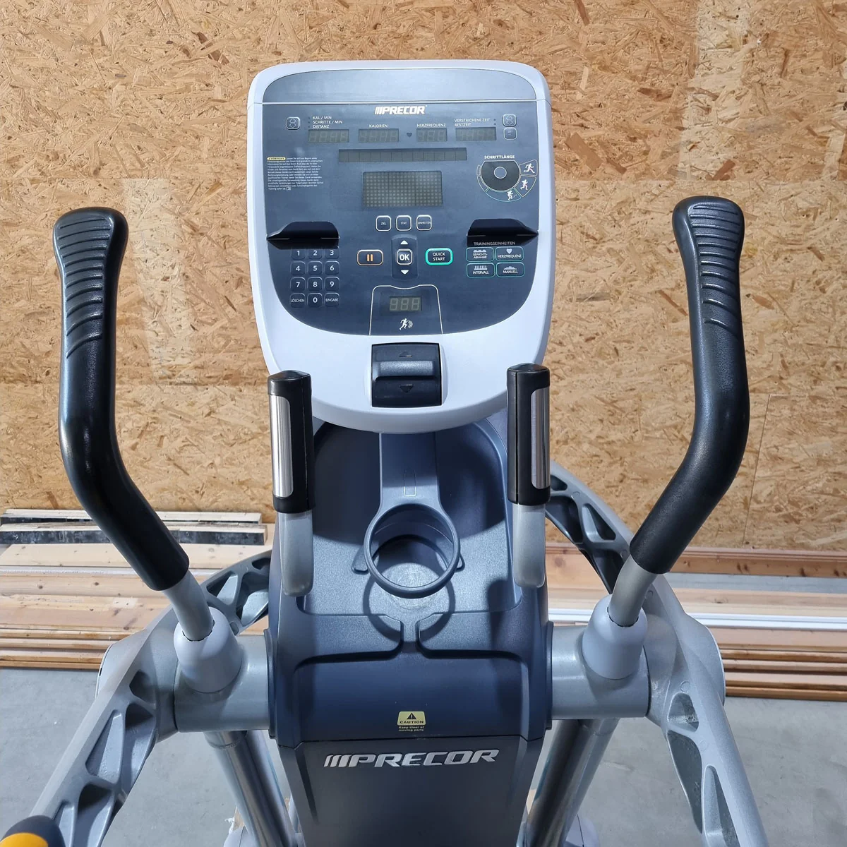 Precor AMT 100i - Fixed Stride, P30 Konsole - Crosstrainer, Stepper, Ellipsentrainer 3 in 1, gebraucht - überholter Zustand - Image 6
