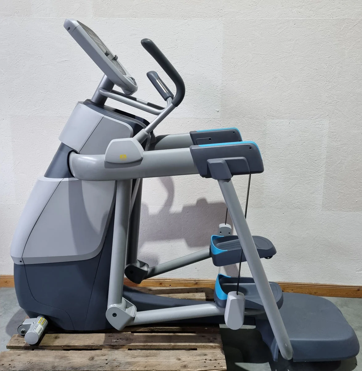 Precor AMT 835 Open Stride, Neues Modell, P30 Konsole LED - Crosstrainer, Stepper, Ellipsentrainer 3 in 1 - gebraucht - überholter Zustand - Image 4