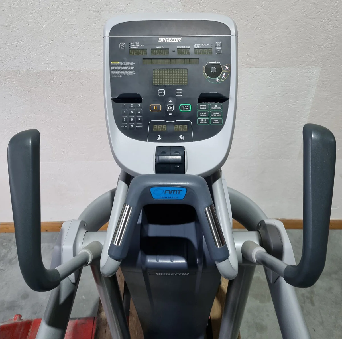 Precor AMT 835 Open Stride, Neues Modell, P30 Konsole LED - Crosstrainer, Stepper, Ellipsentrainer 3 in 1 - gebraucht - überholter Zustand - Image 6