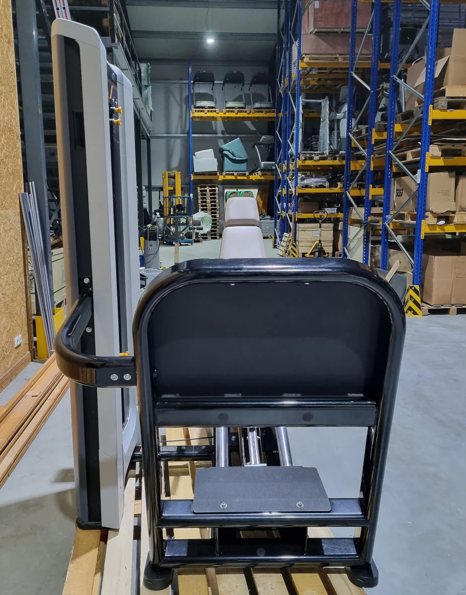 Precor Beinpresse sitzend, LegPress seated, Rahmenfarbe Schwarz, Polsterfarbe Grau, gebraucht - überholter Zustand - Image 4