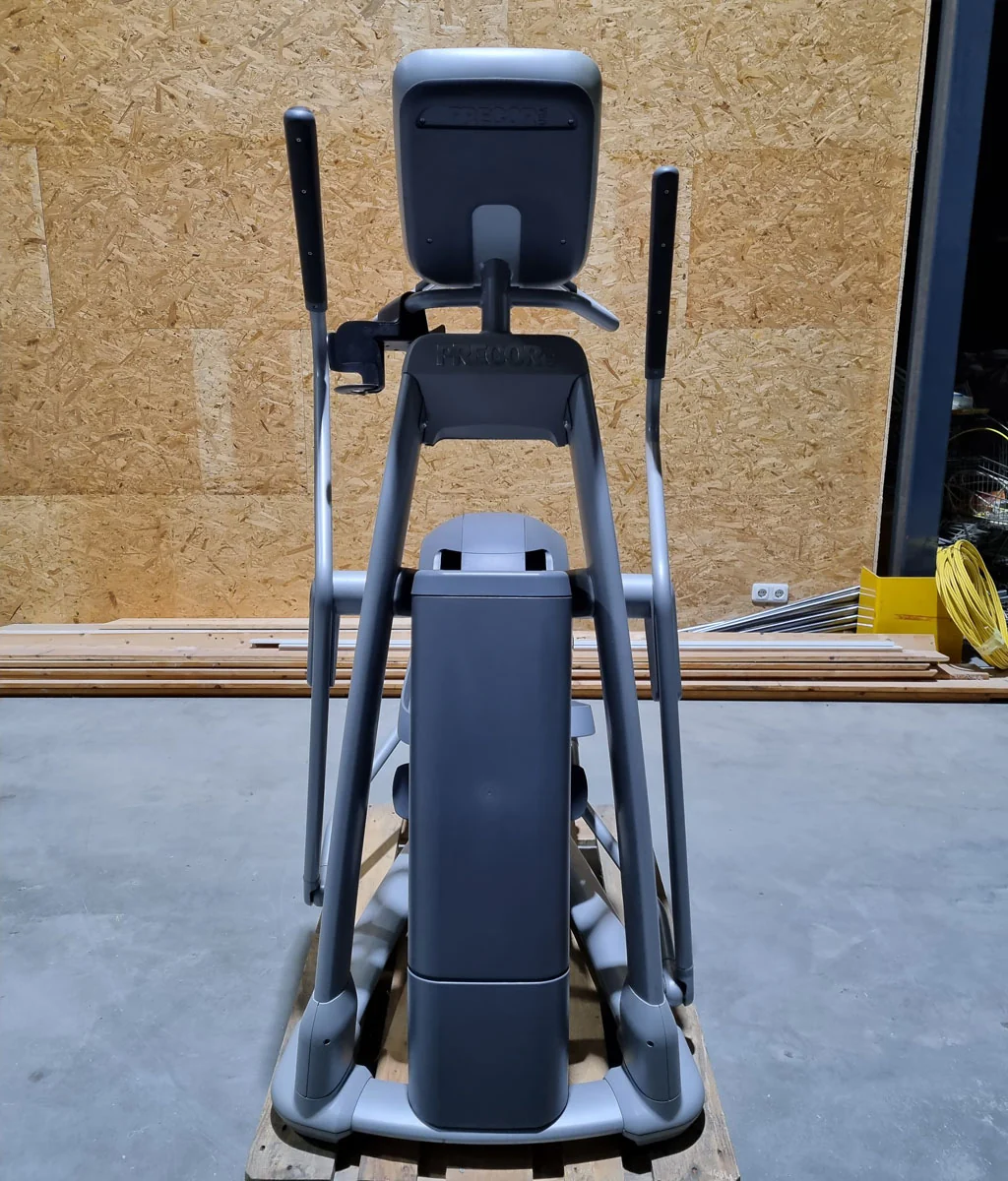 Precor Crosstrainer, EFX 576i mit CrossRamp - Steigung verstellbar, Ellipsentrainer - gebraucht - überholter Zustand - neues Display - Image 3