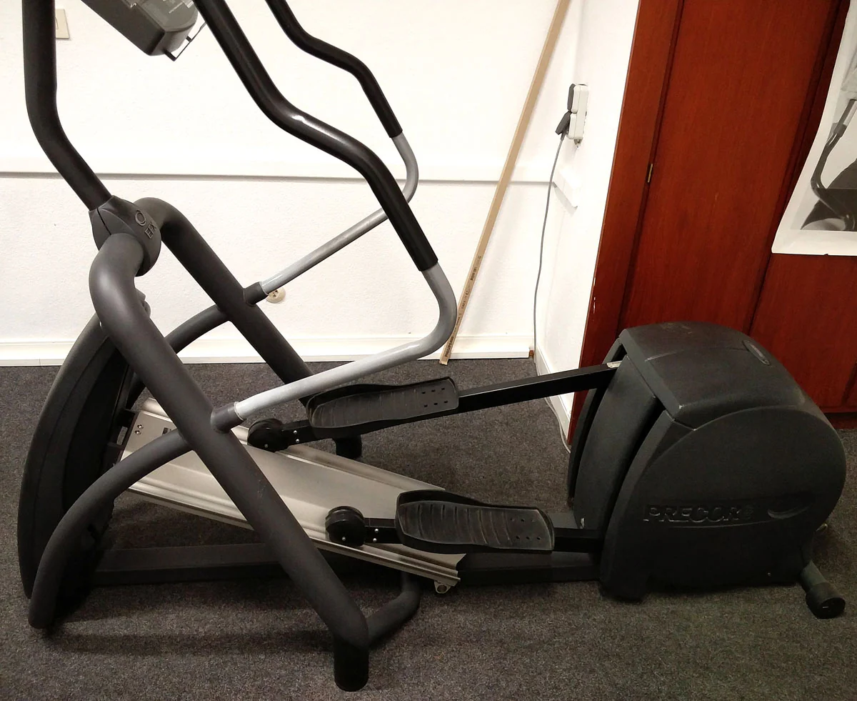 Precor Crosstrainer EFX556, gebraucht - Image 2