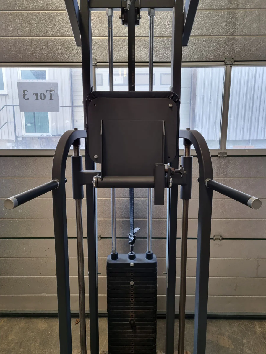 Precor DipChin, Dip-Klimmzugmaschine mit Gewichtsunterstützung, Rahmen Schwarz, Polster Schwarz, gebraucht - überholter Zustand - Image 5