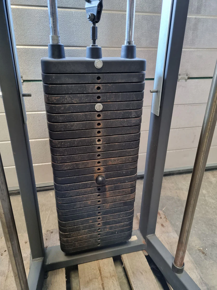 Precor DipChin, Dip-Klimmzugmaschine mit Gewichtsunterstützung, Rahmen Schwarz, Polster Schwarz, gebraucht - überholter Zustand - Image 7