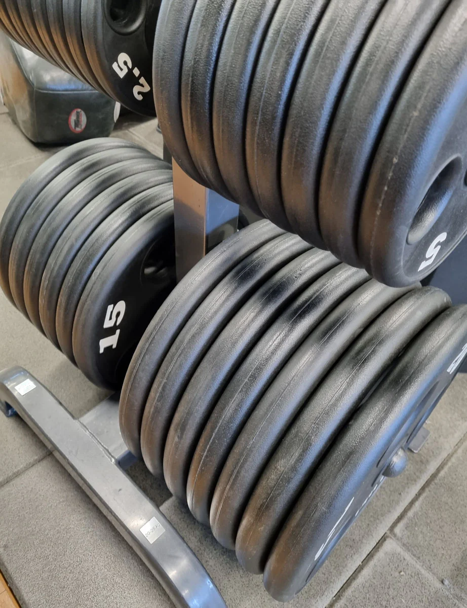 Precor Hantelscheiben, PU Polyurethan Gummiert, 937,5kg Gripper, Olympia 50mm, erst 3 Jahre alt, Schwarz, gebraucht - guter Zustand - Image 2
