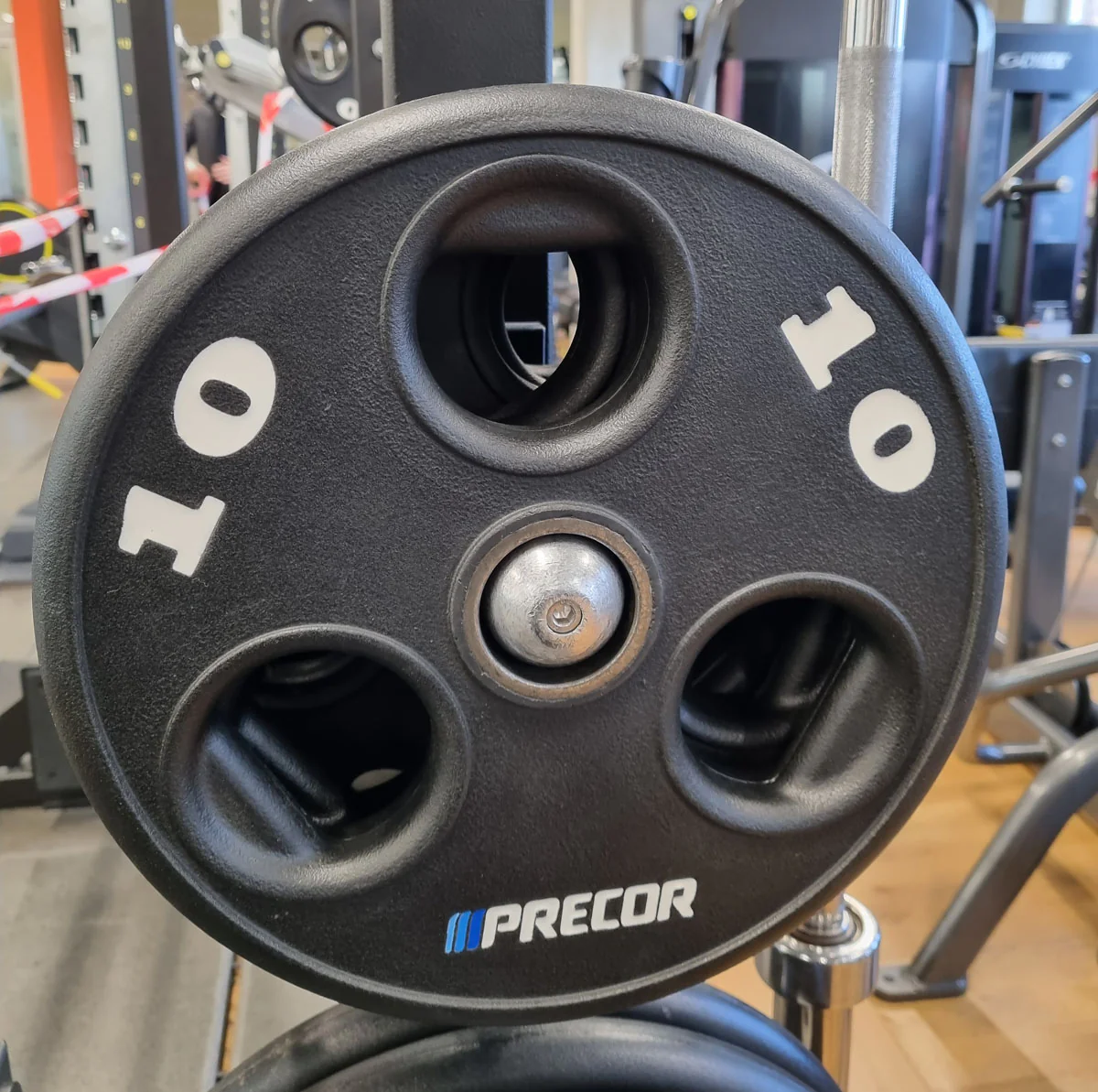 Precor Hantelscheiben, PU Polyurethan Gummiert, 937,5kg Gripper, Olympia 50mm, erst 3 Jahre alt, Schwarz, gebraucht - guter Zustand - Image 6