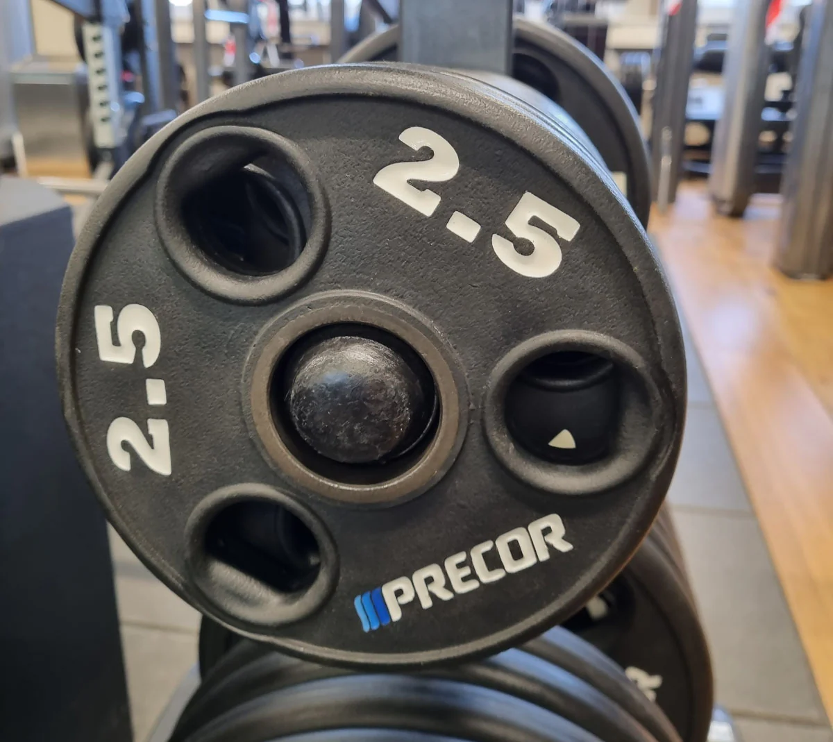 Precor Hantelscheiben, PU Polyurethan Gummiert, 937,5kg Gripper, Olympia 50mm, erst 3 Jahre alt, Schwarz, gebraucht - guter Zustand - Image 8
