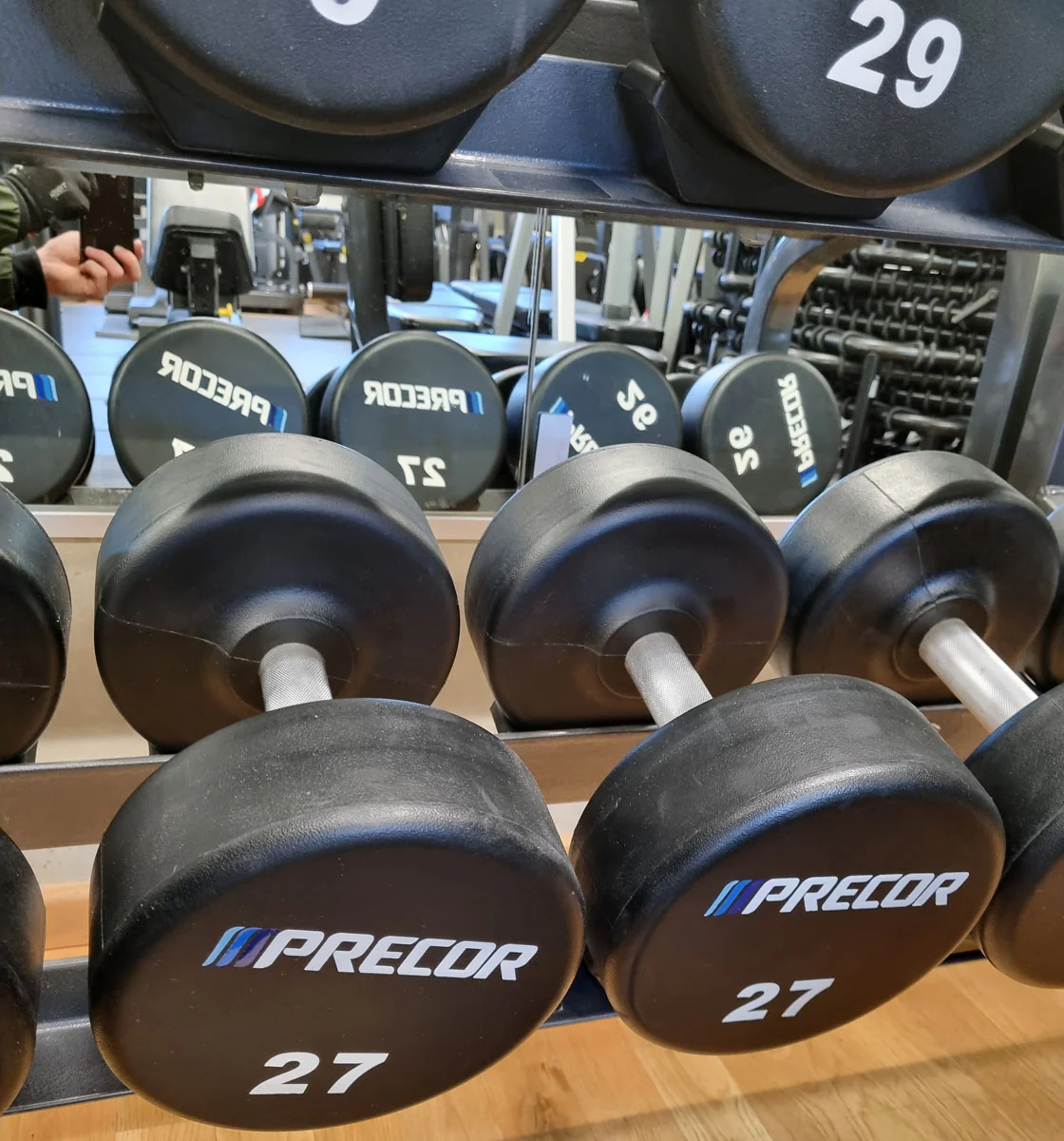 Precor Kurzhantel Satz aus PU Polyurethan Gummiert, 2 bis 30kg, verschiedene Stufen, erst 3 Jahre alt, Schwarz, gebraucht - guter Zustand - Image 10
